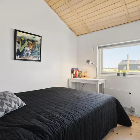 3 Bedroom Lovely In Сasa de vacaciones