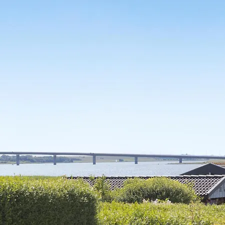 3 Bedroom Lovely In Сasa de vacaciones Jægerspris