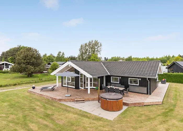 3 Bedroom Lovely In * Jaegerspris