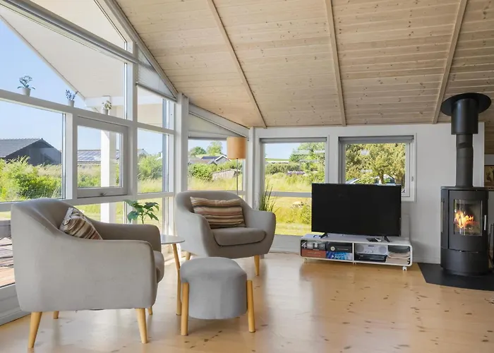 3 Bedroom Lovely In * Jaegerspris